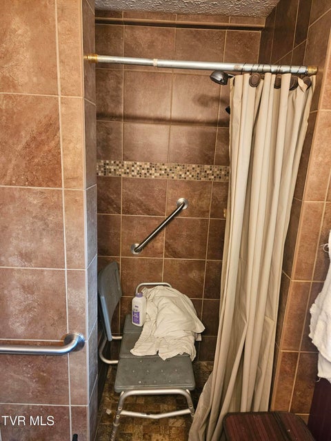 Photo #21: 150 Tyrone Street