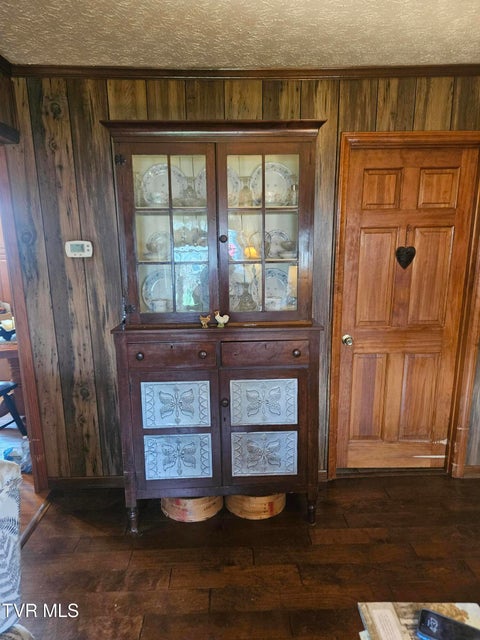 Photo #9: 150 Tyrone Street