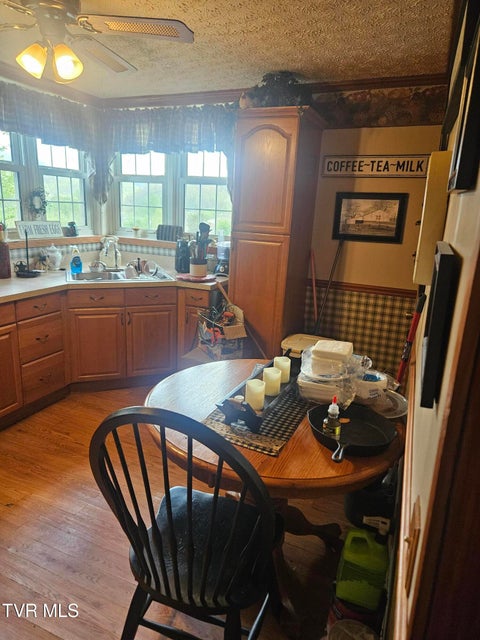 Photo #29: 150 Tyrone Street