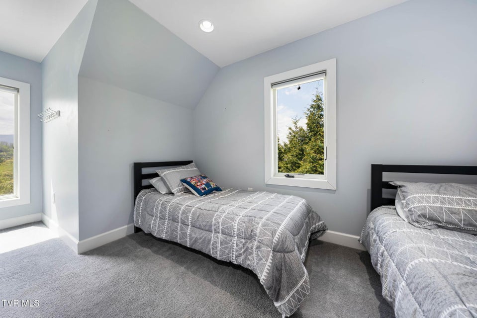 Photo #40: 4861 Dry Hill Road