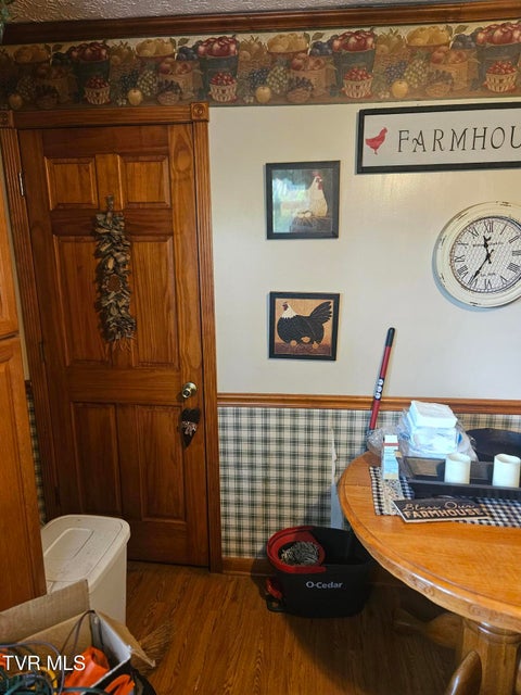 Photo #28: 150 Tyrone Street