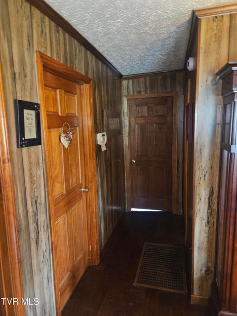 Photo #30: 150 Tyrone Street