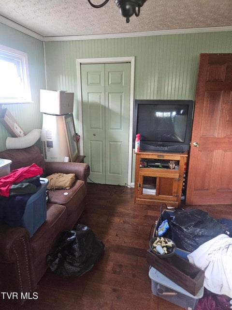 Photo #39: 150 Tyrone Street