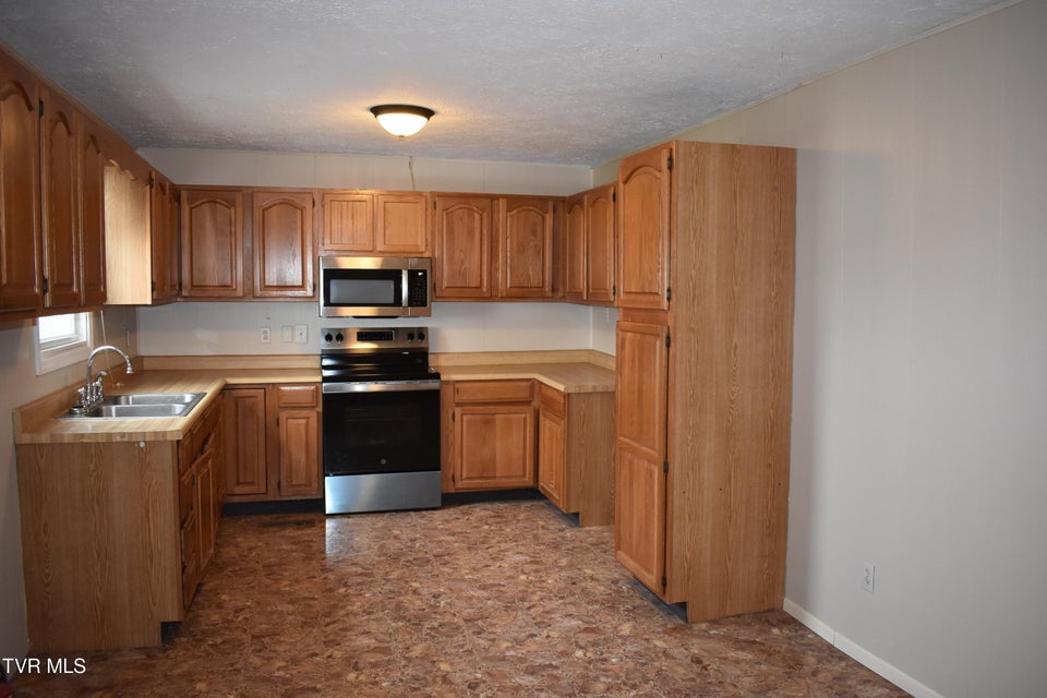 Photo #5: 117 Asbury Street