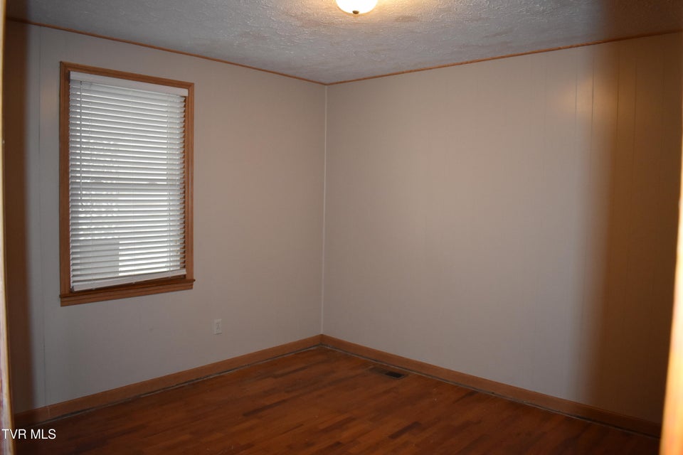 Photo #10: 117 Asbury Street