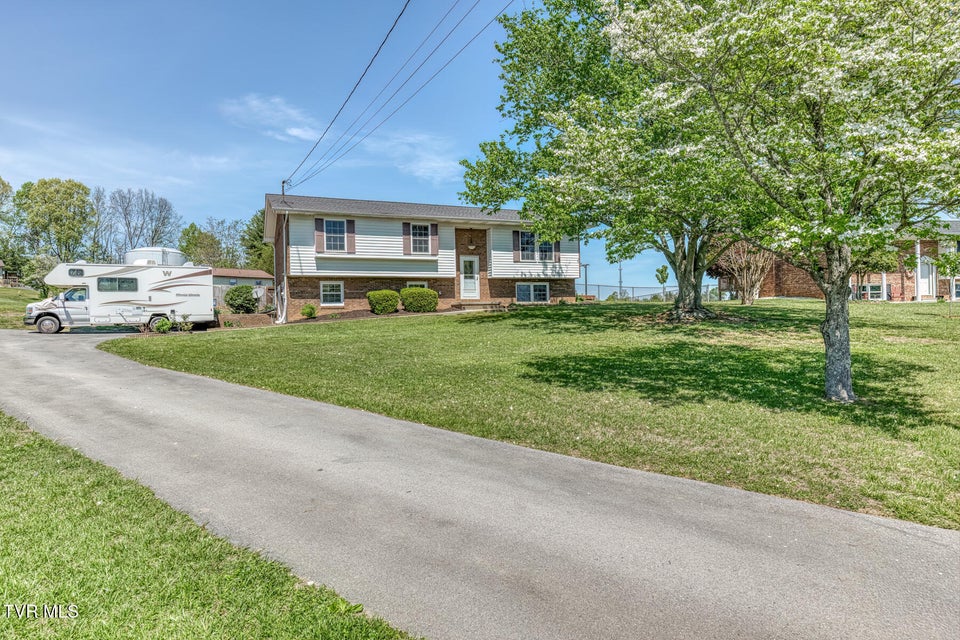 Photo #2: 515 Hickory Hills Road