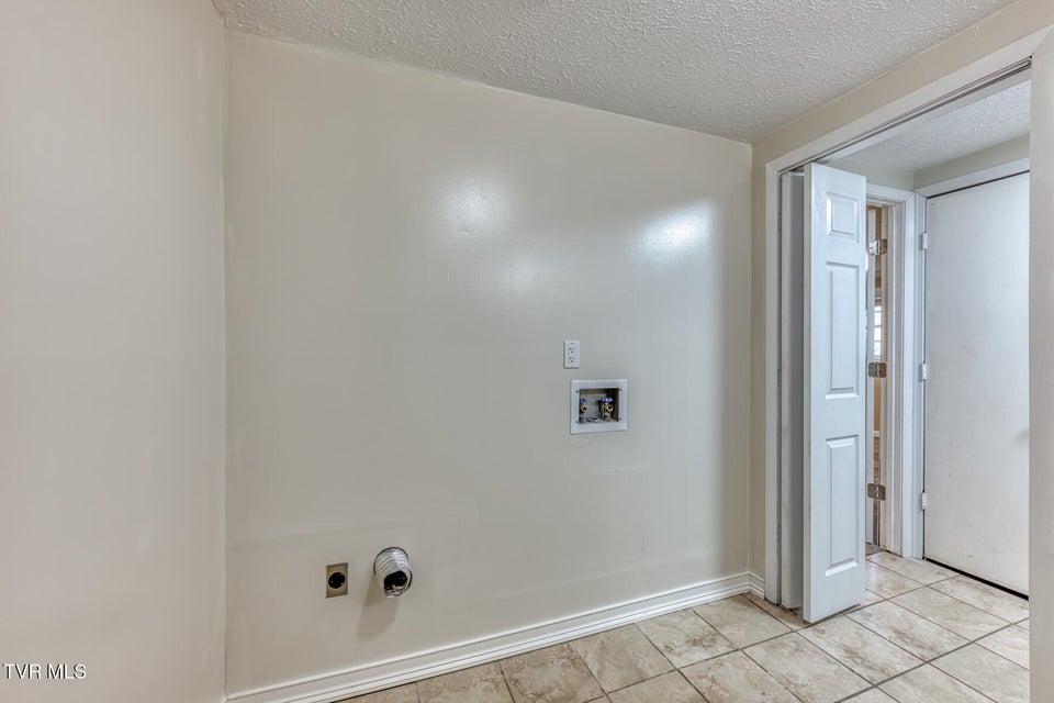 Photo #32: 515 Hickory Hills Road