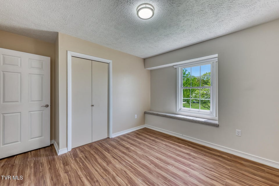 Photo #24: 515 Hickory Hills Road