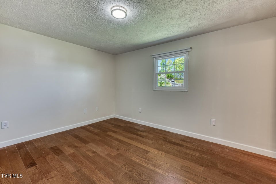 Photo #23: 515 Hickory Hills Road