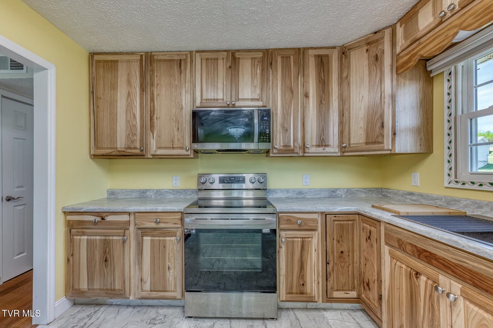 Photo #16: 515 Hickory Hills Road