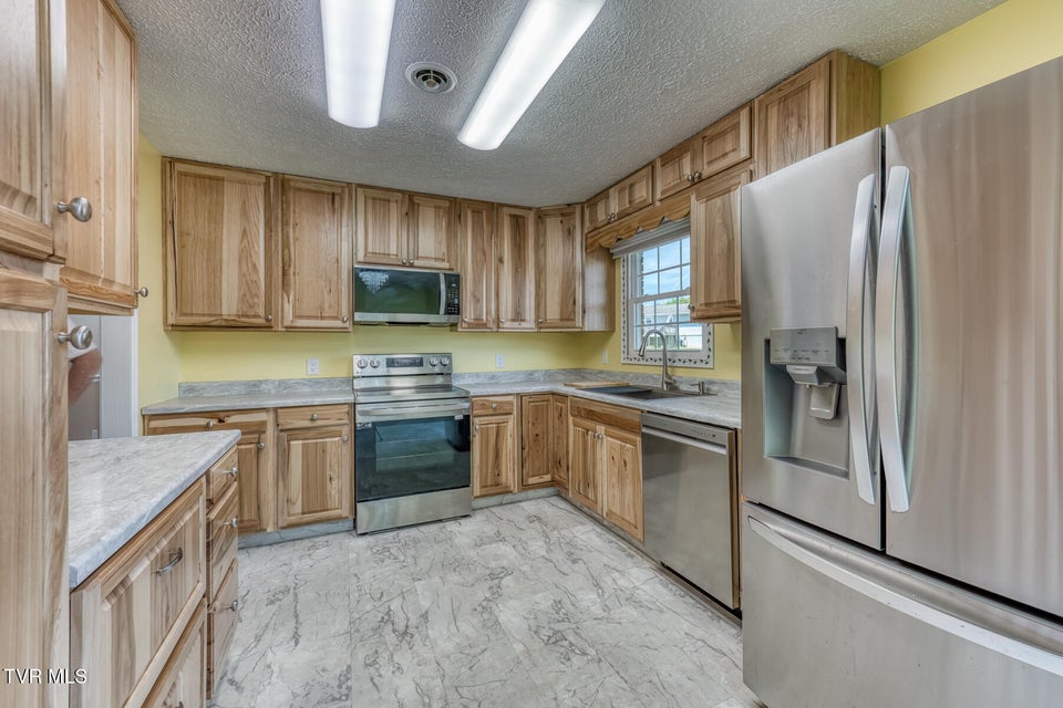 Photo #14: 515 Hickory Hills Road