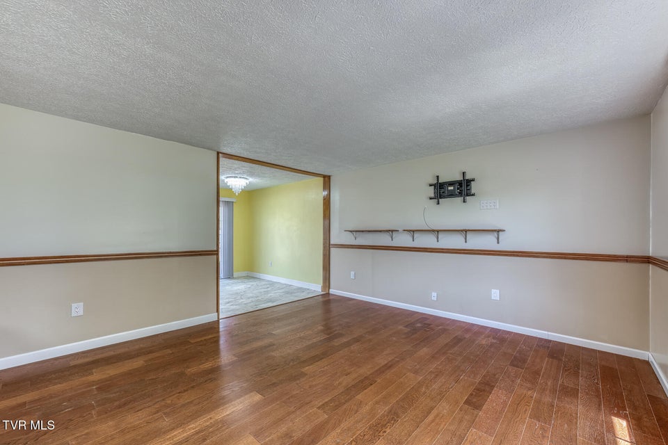 Photo #9: 515 Hickory Hills Road