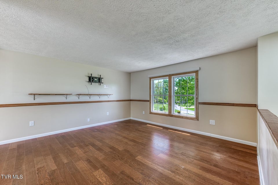 Photo #7: 515 Hickory Hills Road