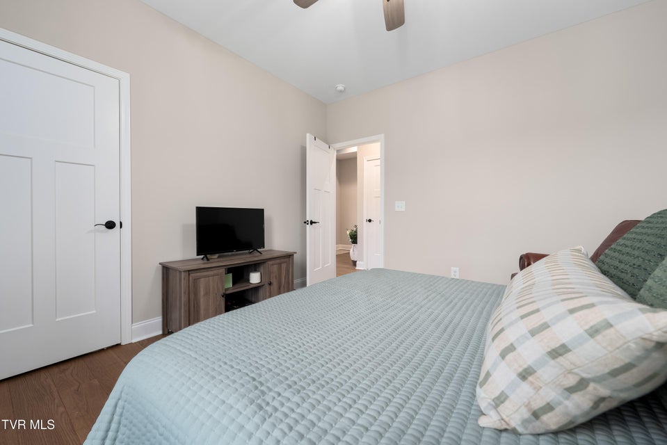 Photo #14: 190 Tanners Cove