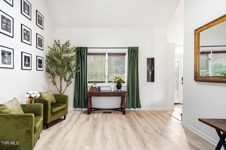 Photo #9: 170 Aston Court