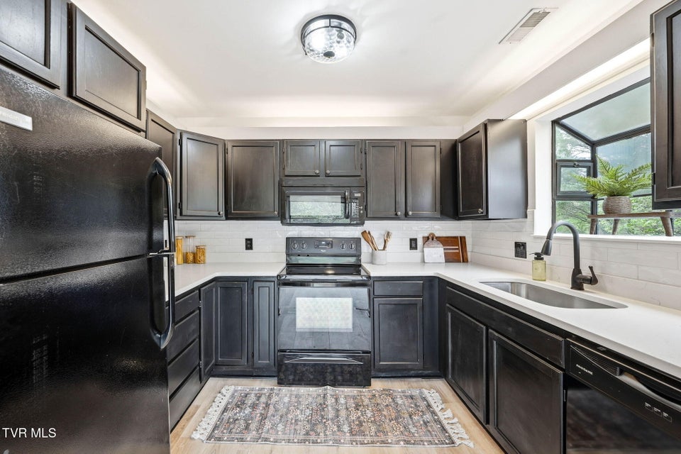 Photo #14: 170 Aston Court