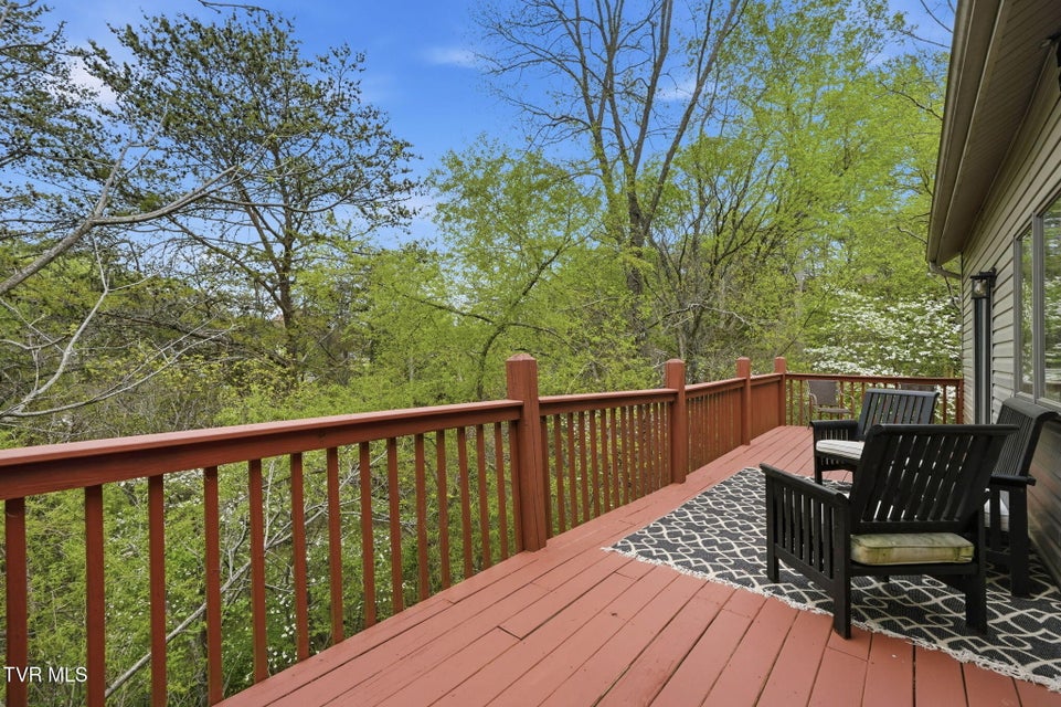 Photo #43: 170 Aston Court