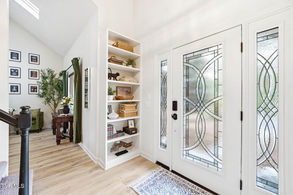 Photo #3: 170 Aston Court