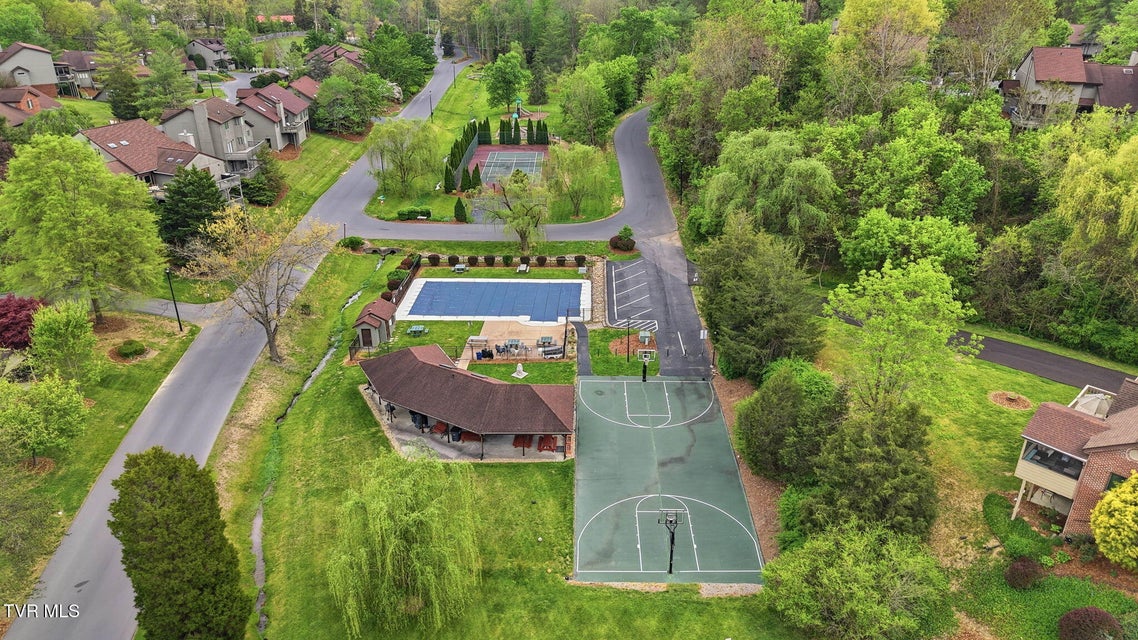 Photo #54: 170 Aston Court