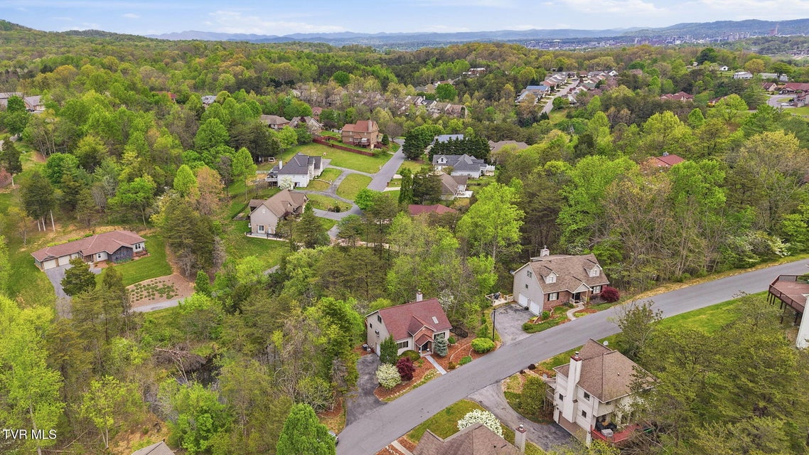 Photo #57: 170 Aston Court