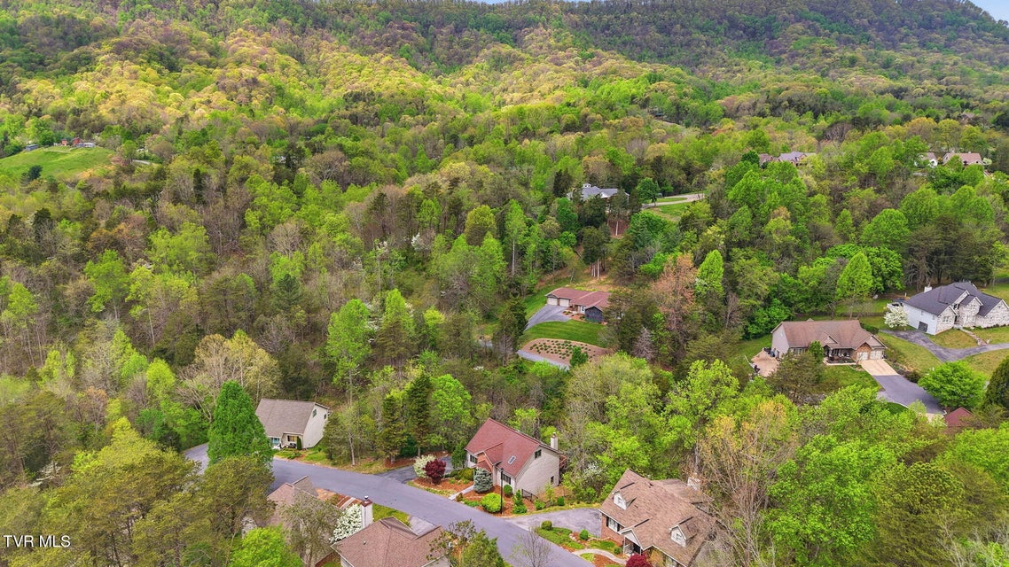 Photo #59: 170 Aston Court