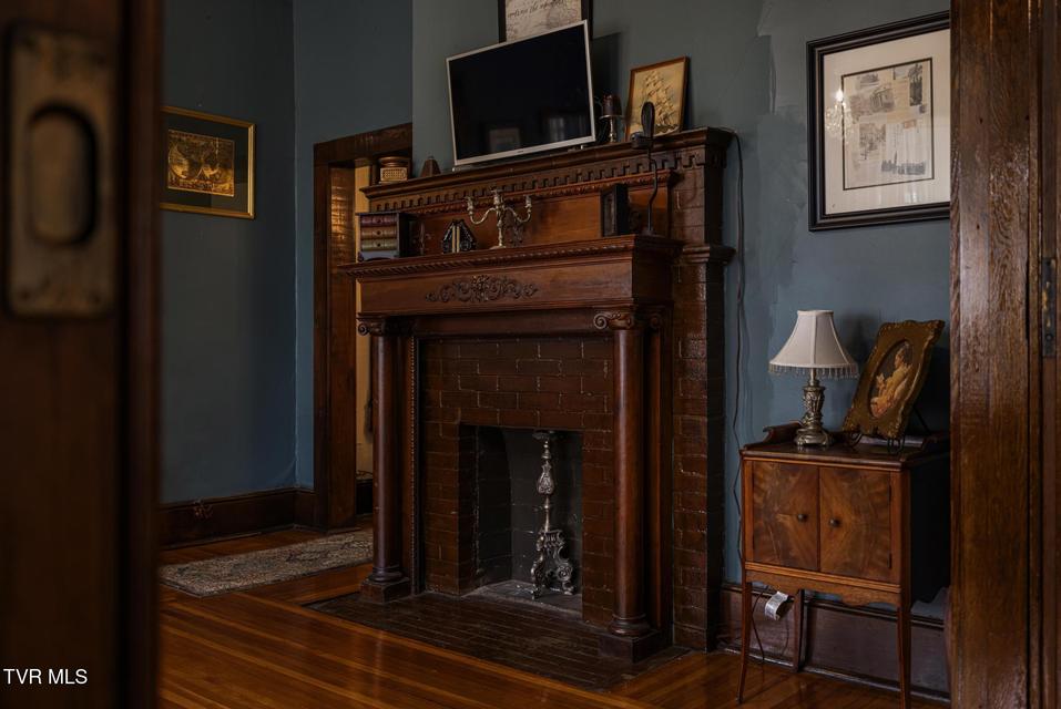 Photo #10: 211 Johnson Street