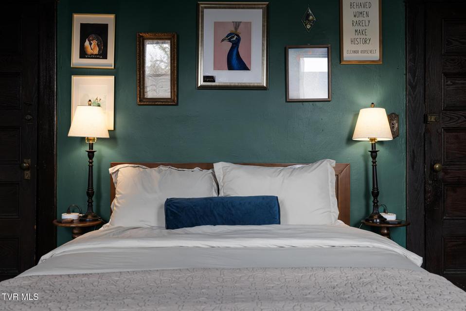 Photo #48: 211 Johnson Street