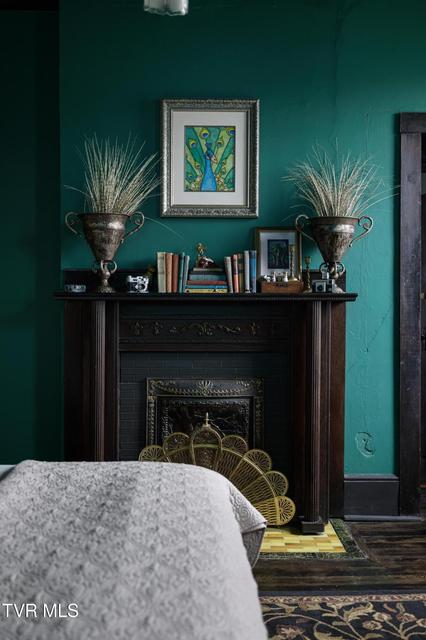 Photo #49: 211 Johnson Street