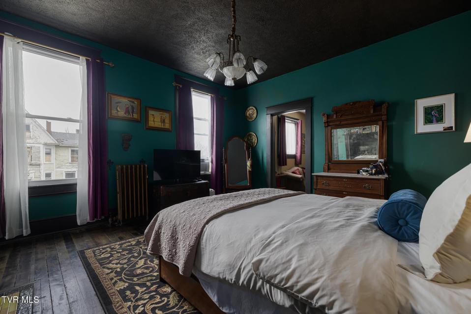 Photo #50: 211 Johnson Street