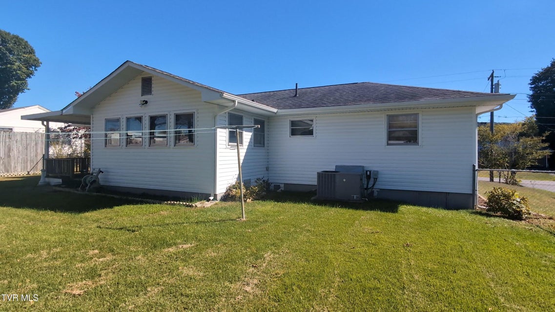 Photo #8: 212 Hemlock Road