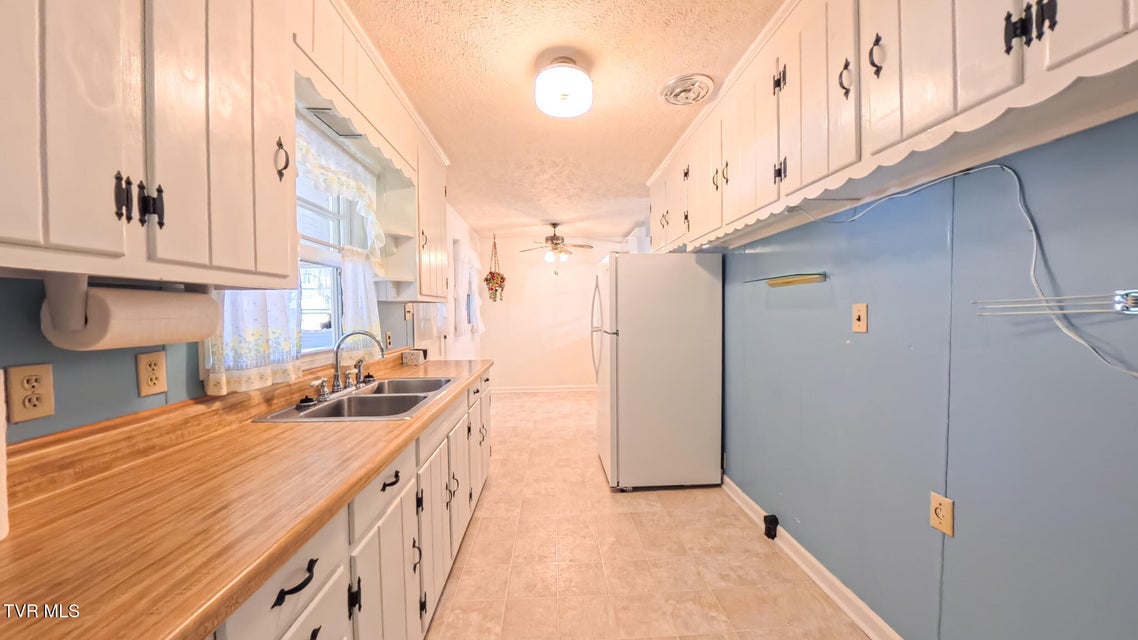 Photo #14: 212 Hemlock Road