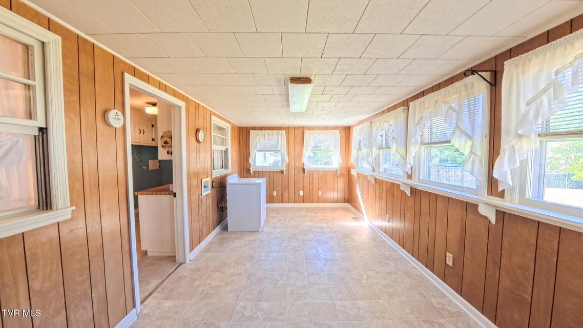 Photo #16: 212 Hemlock Road