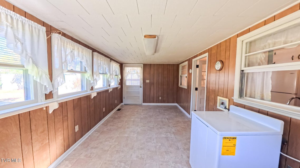 Photo #17: 212 Hemlock Road