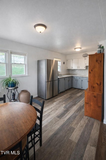 Photo #3: 230 Madison Street