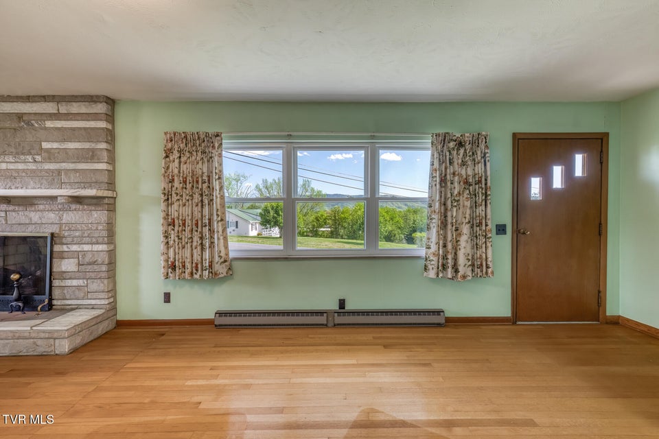 Photo #7: 136 Hemlock Street