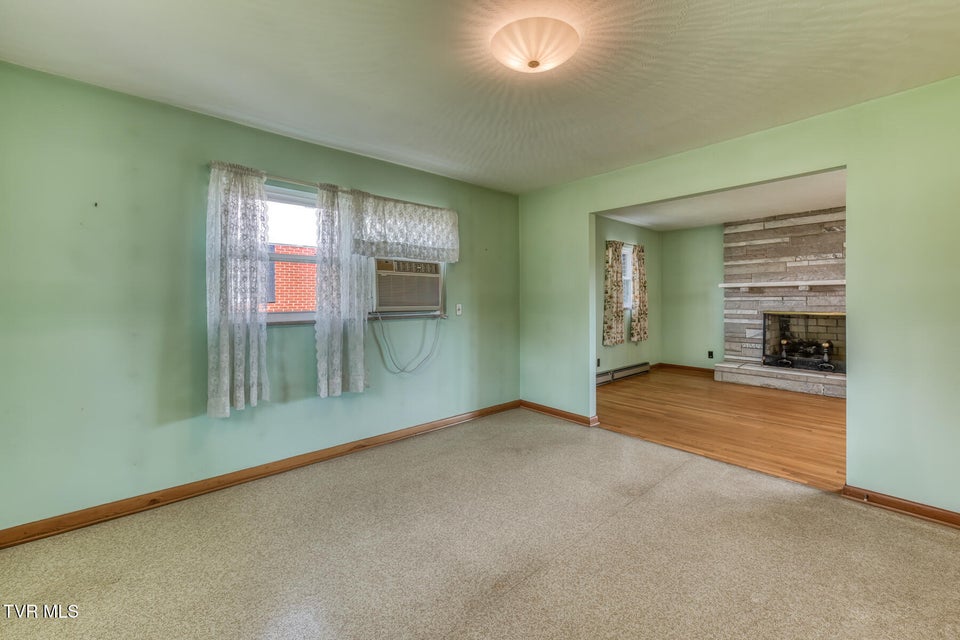 Photo #12: 136 Hemlock Street