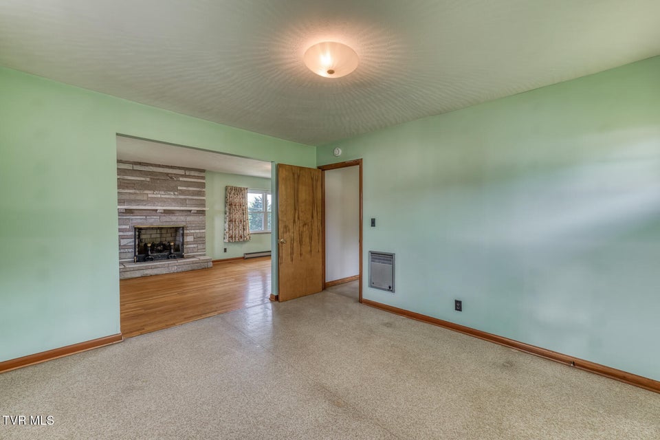 Photo #13: 136 Hemlock Street