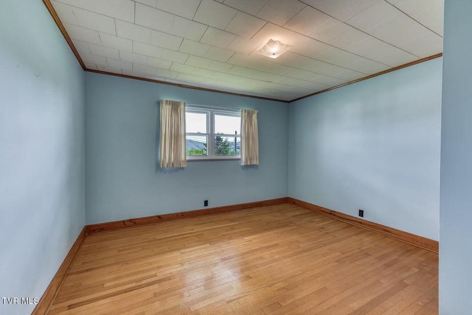 Photo #19: 136 Hemlock Street