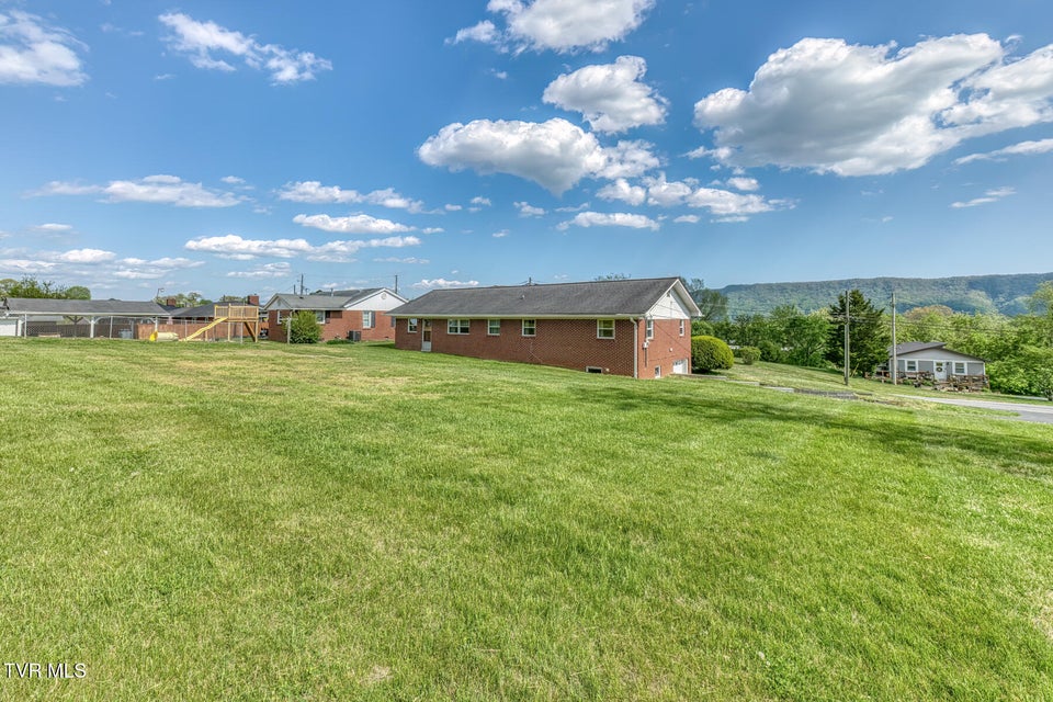 Photo #35: 136 Hemlock Street