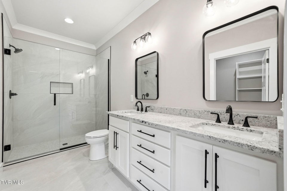 Photo #19: 107 Station Way