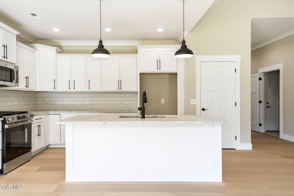 Photo #12: 107 Station Way