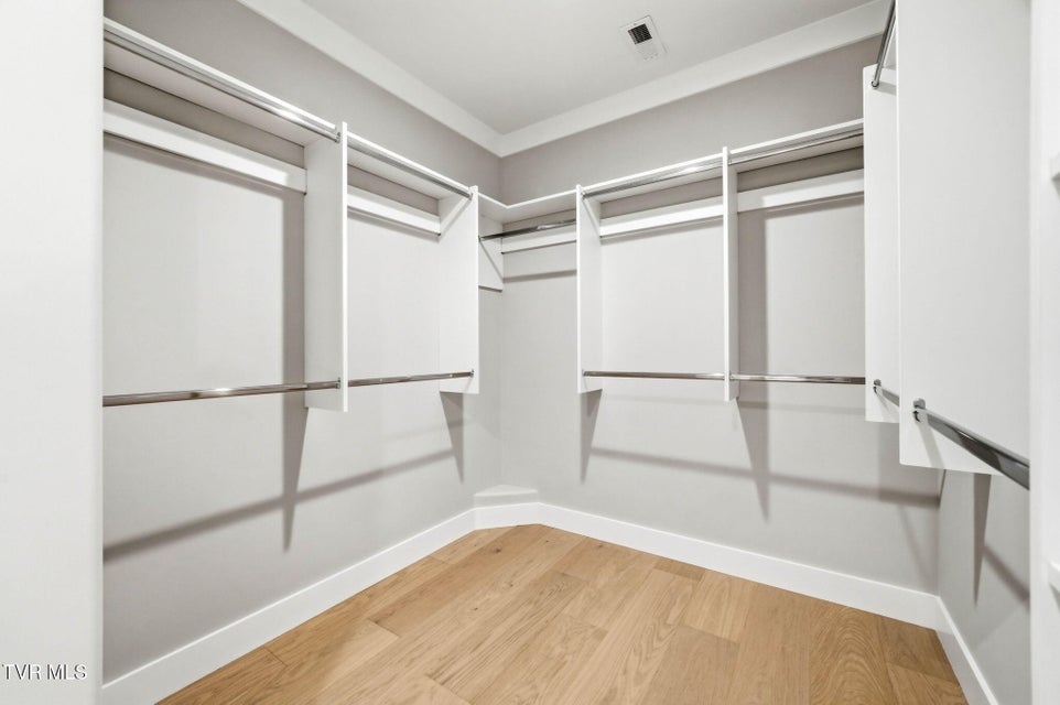 Photo #24: 107 Station Way