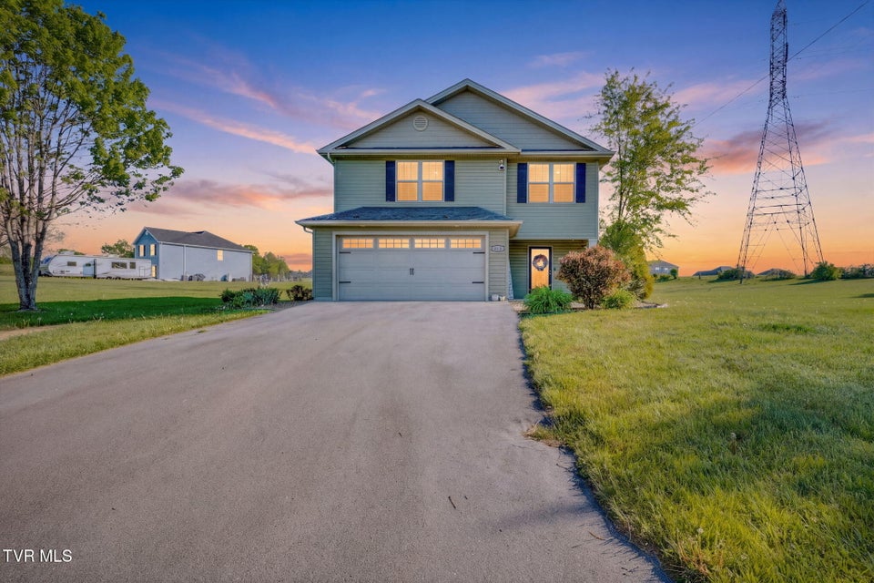 Photo #2: 113 Waverly Court