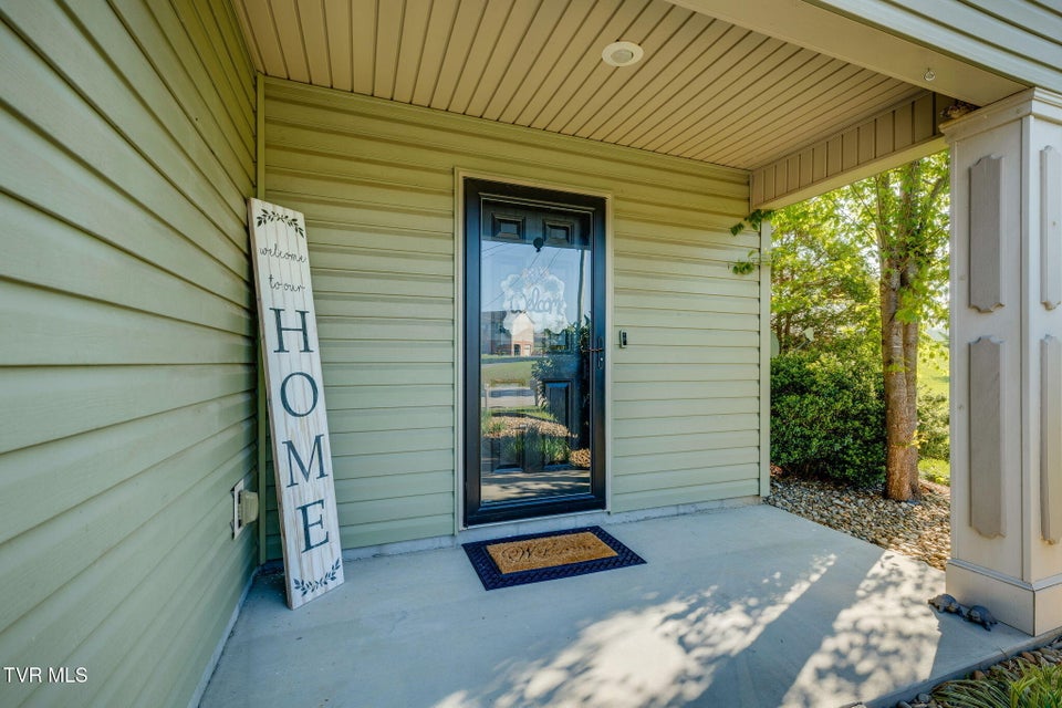 Photo #5: 113 Waverly Court