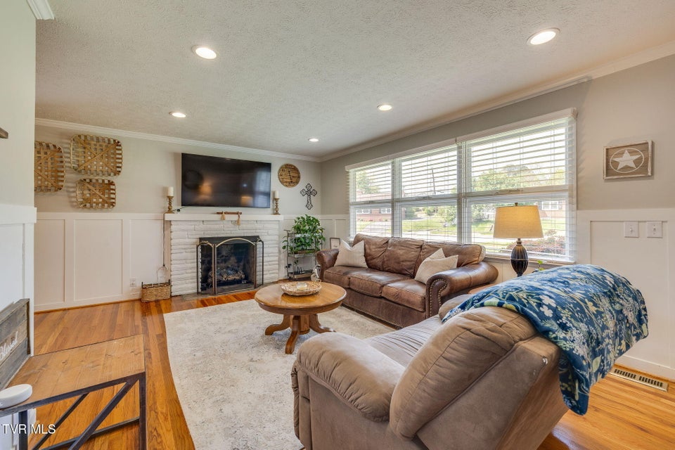 Photo #6: 1312 Post Street