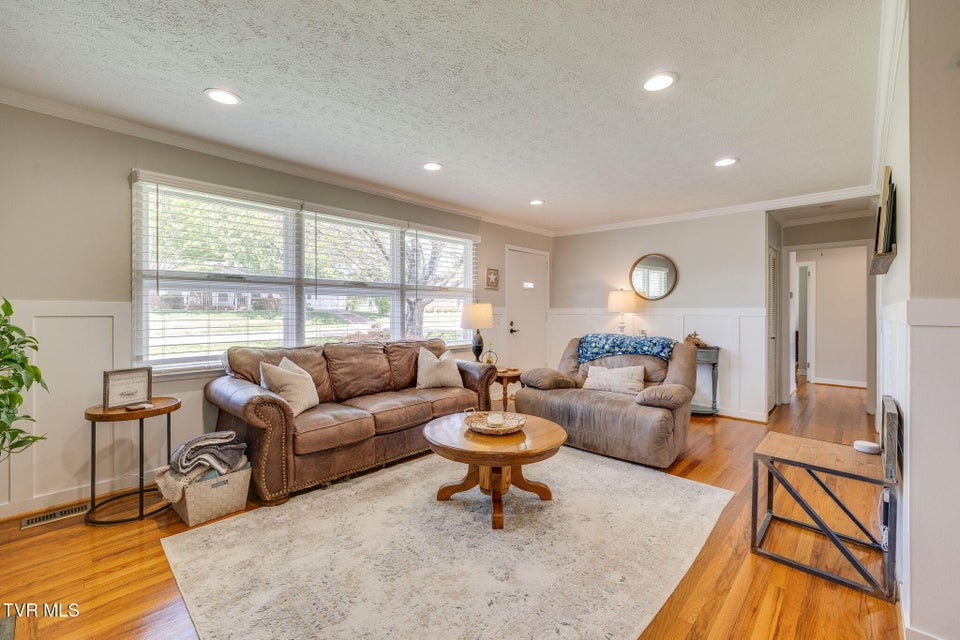 Photo #7: 1312 Post Street