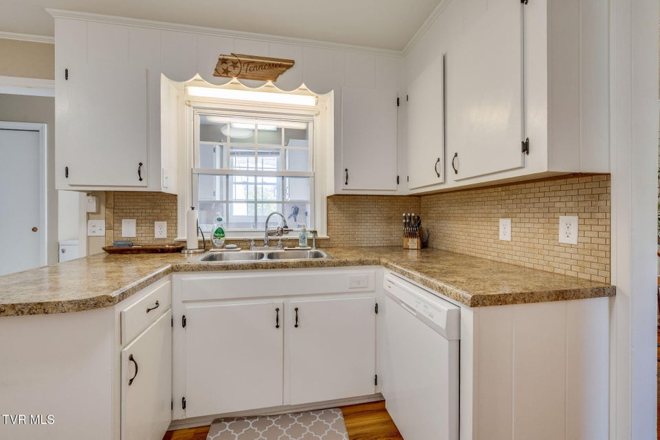 Photo #12: 1312 Post Street