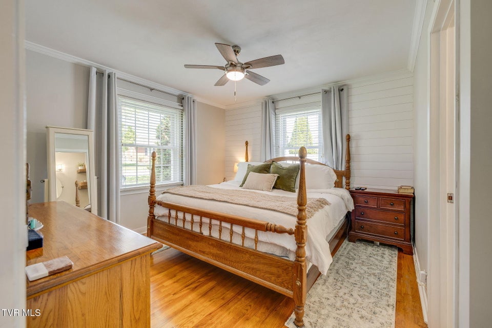 Photo #16: 1312 Post Street