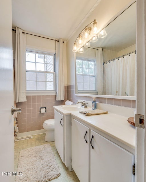 Photo #21: 1312 Post Street