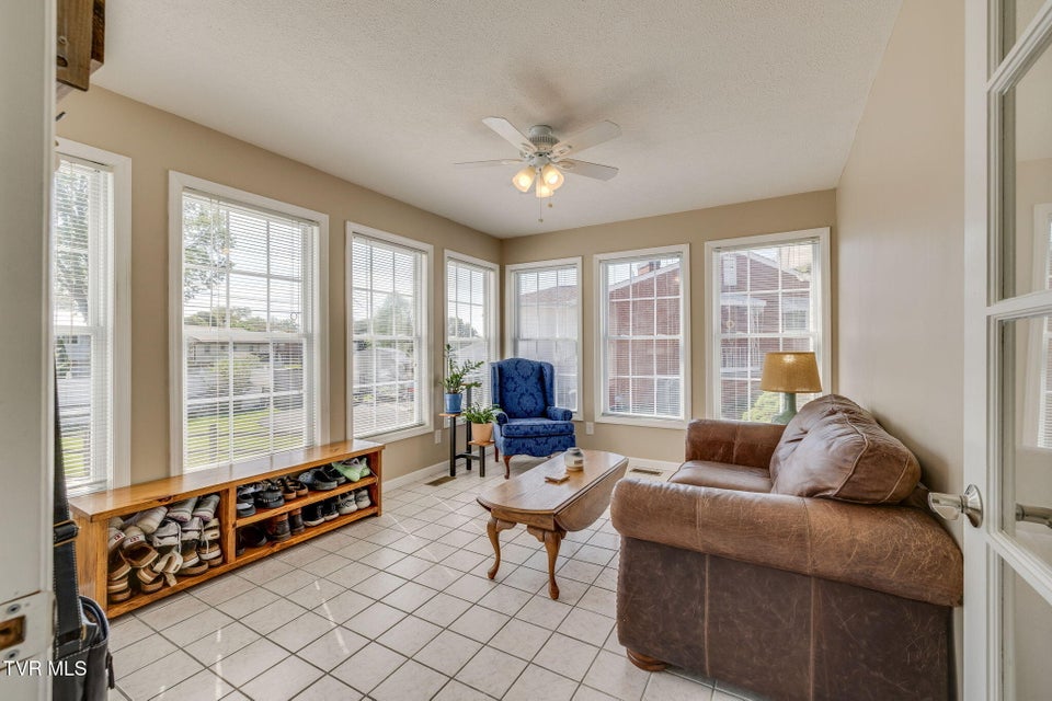 Photo #27: 1312 Post Street